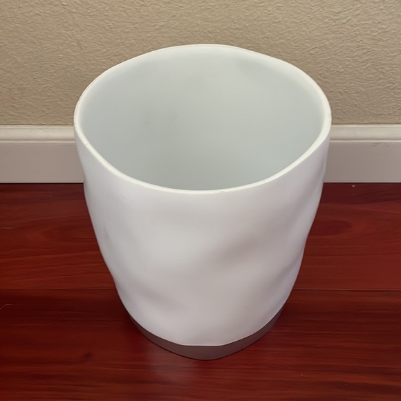 Kassatex Toss Trash Garbage Waste Bathroom Bin - Picture 7 of 8